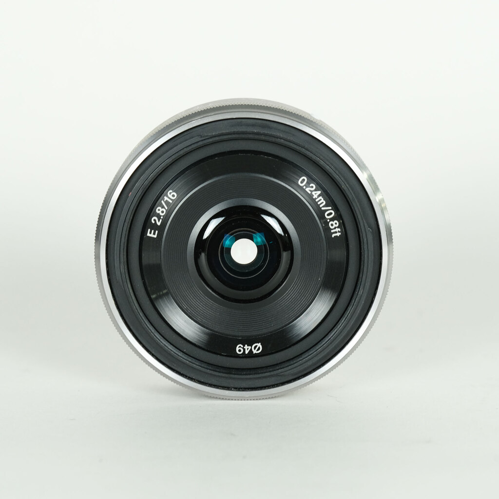 SONY E 16mm F2.8 SEL16F28