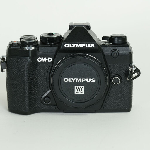 OLYMPUS OM-D E-M5 Mark III