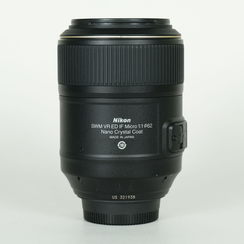Nikon AF-S VR Micro-Nikkor 105mm f/2.8G IF-ED Nikon AF-S VR Micro-Nikkor 105mm f/2.8G IF-ED