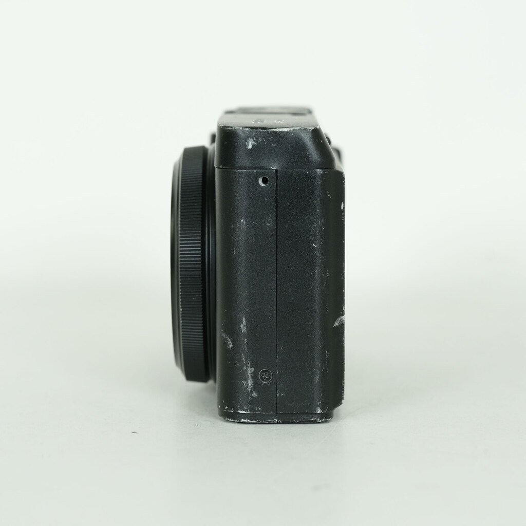 FUJIFILM XF10 ブラック