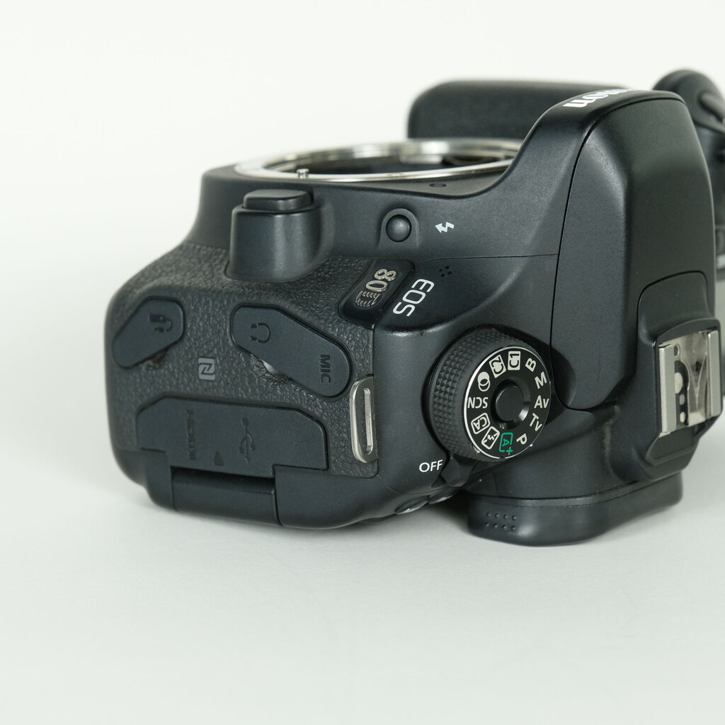 Canon EOS 80Dの出品 | ONE SCENE（ワンシーン）