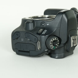 Canon EOS 80D