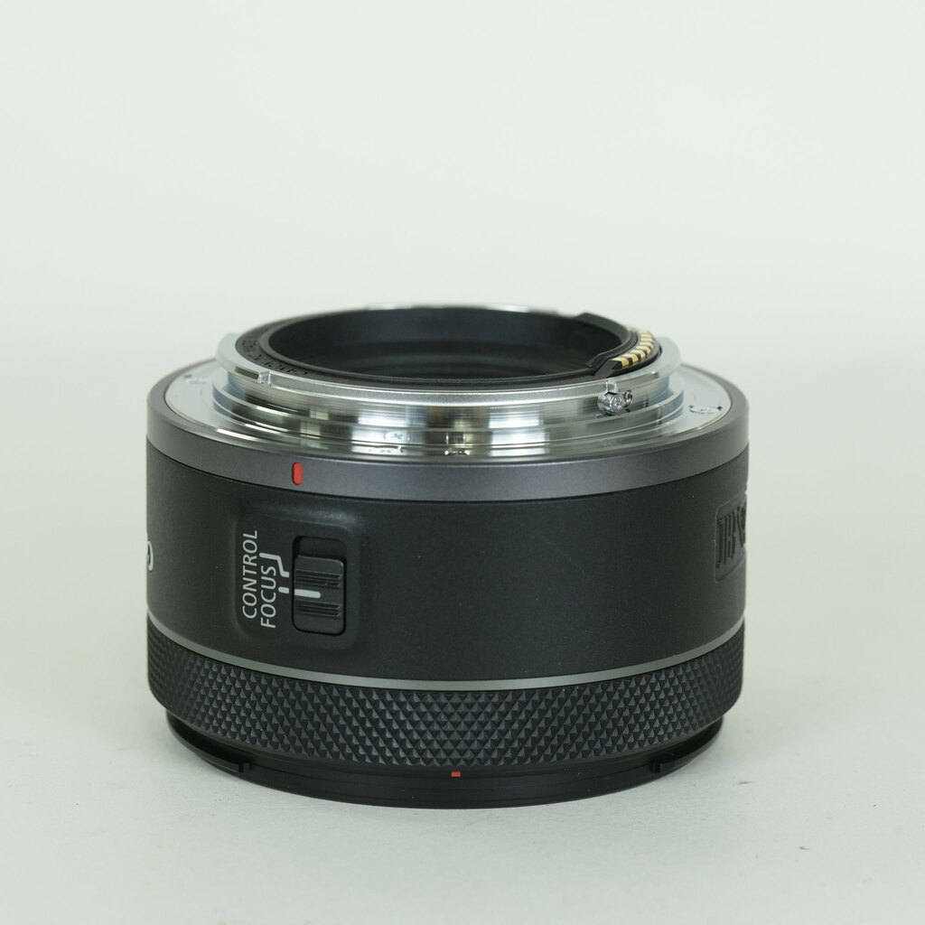 Canon RF50mm F1.8 STM Canon RF50mm F1.8 STM