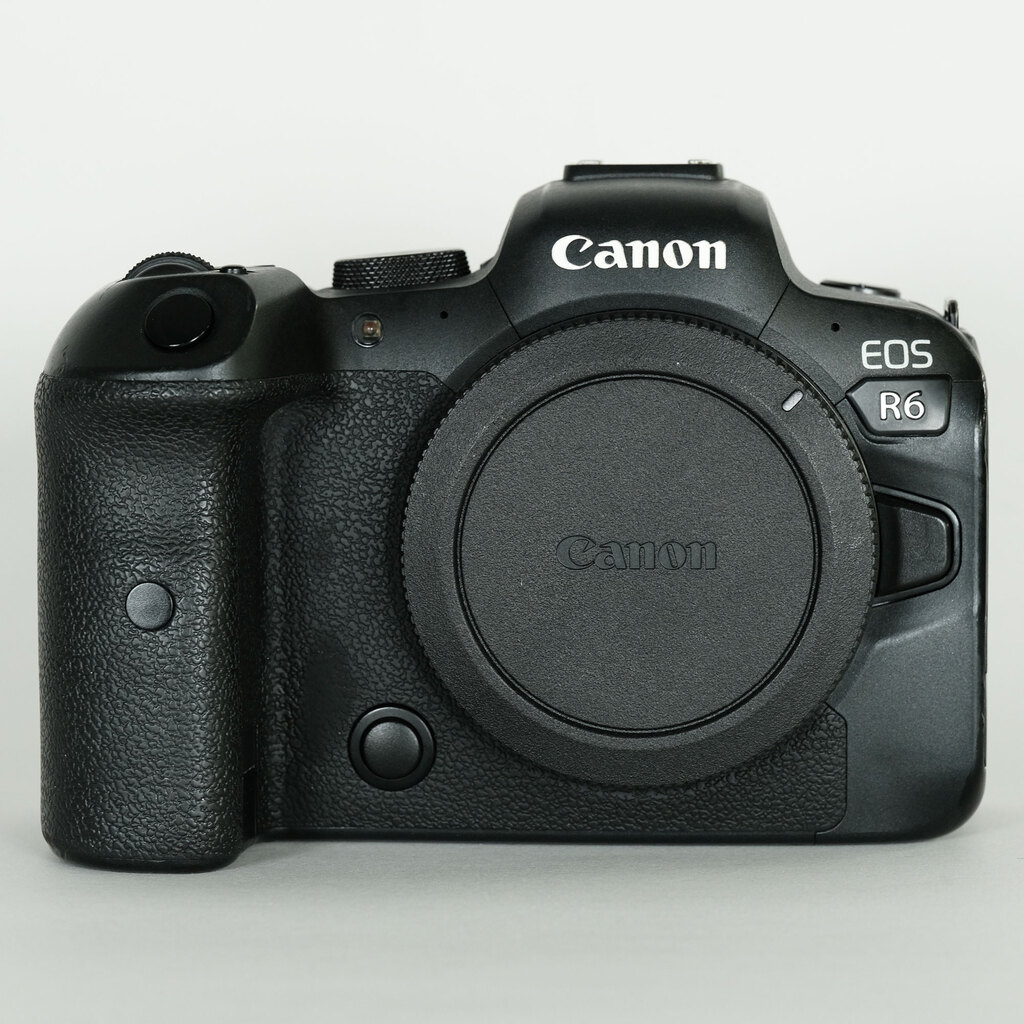 Canon EOS R6
