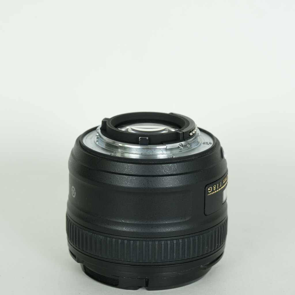Nikon AF-S NIKKOR 50mm f/1.8G Nikon AF-S NIKKOR 50mm f/1.8G