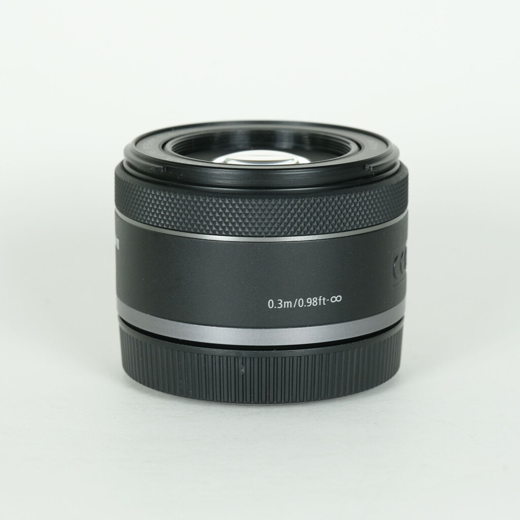 Canon RF50mm F1.8 STMの出品 | ONE SCENE（ワンシーン）