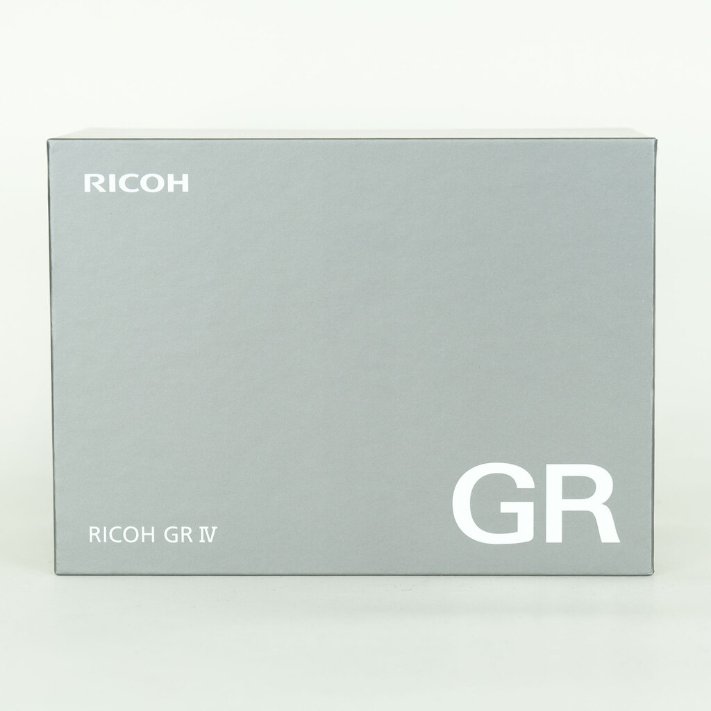 RICOH GR IV