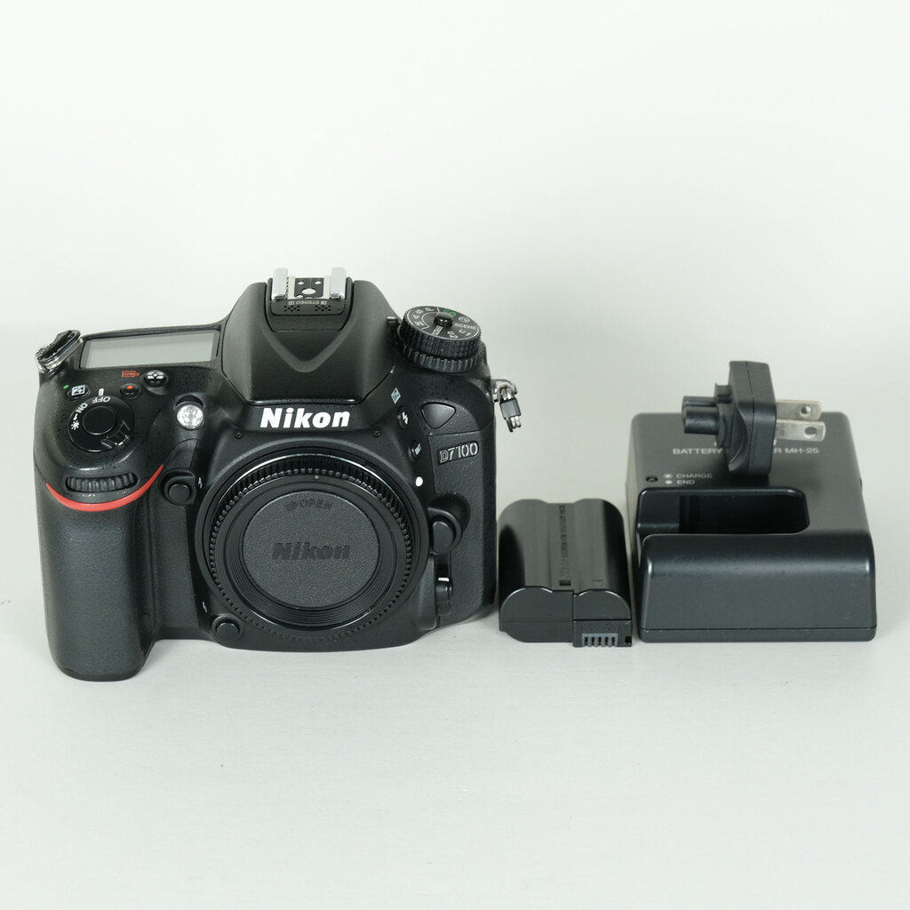 Nikon D7100 ジャンク品 Nikon D7100の出品 | ONE SCENE（ワンシーン）