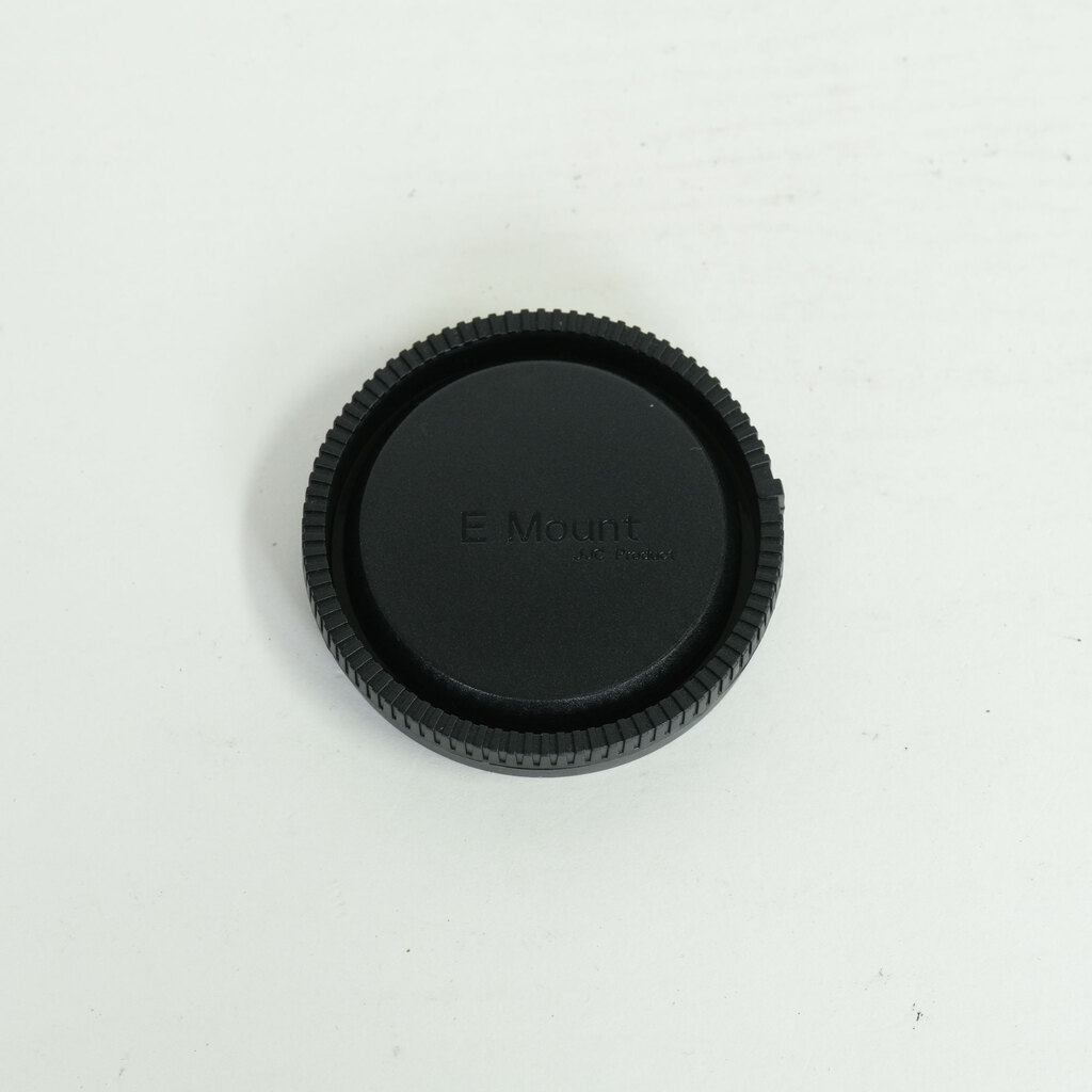 SONY E 16mm F2.8 SEL16F28