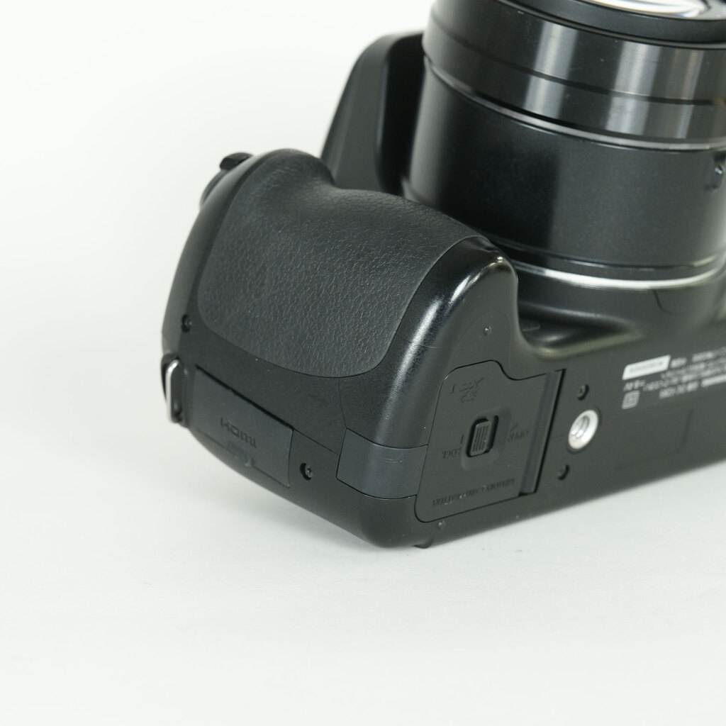 Panasonic LUMIX DC-FZ85 Panasonic LUMIX DC-FZ85