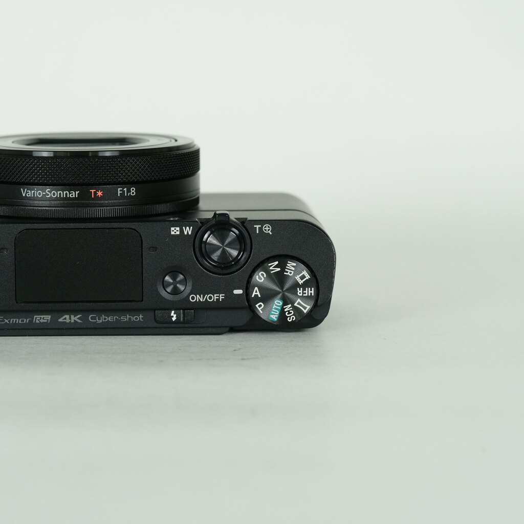 SONY ソニー DSC-RX100M4 サイバーショット/ジャンク品 SONY Cyber-shot DSC-RX100M4の出品 | ONE SCENE（ワンシーン）