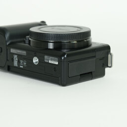 SONY VLOGCAM ZV-E10