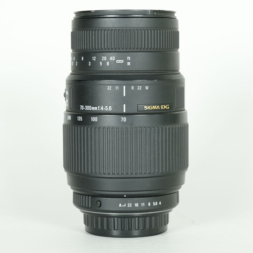 SIGMA 70-300mm F4-5.6 DG MACRO [ペンタックスK用]