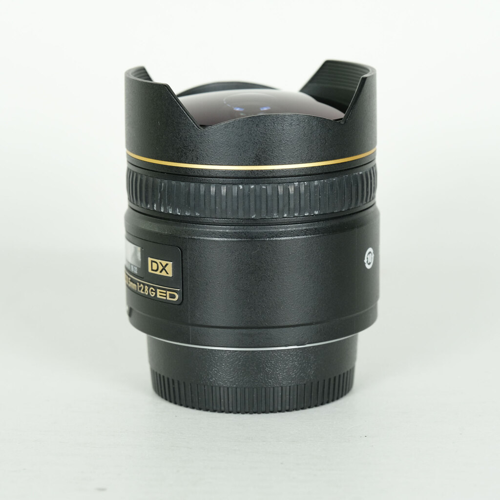 Nikon AF DX Fisheye-Nikkor 10.5mm F2.8G ED