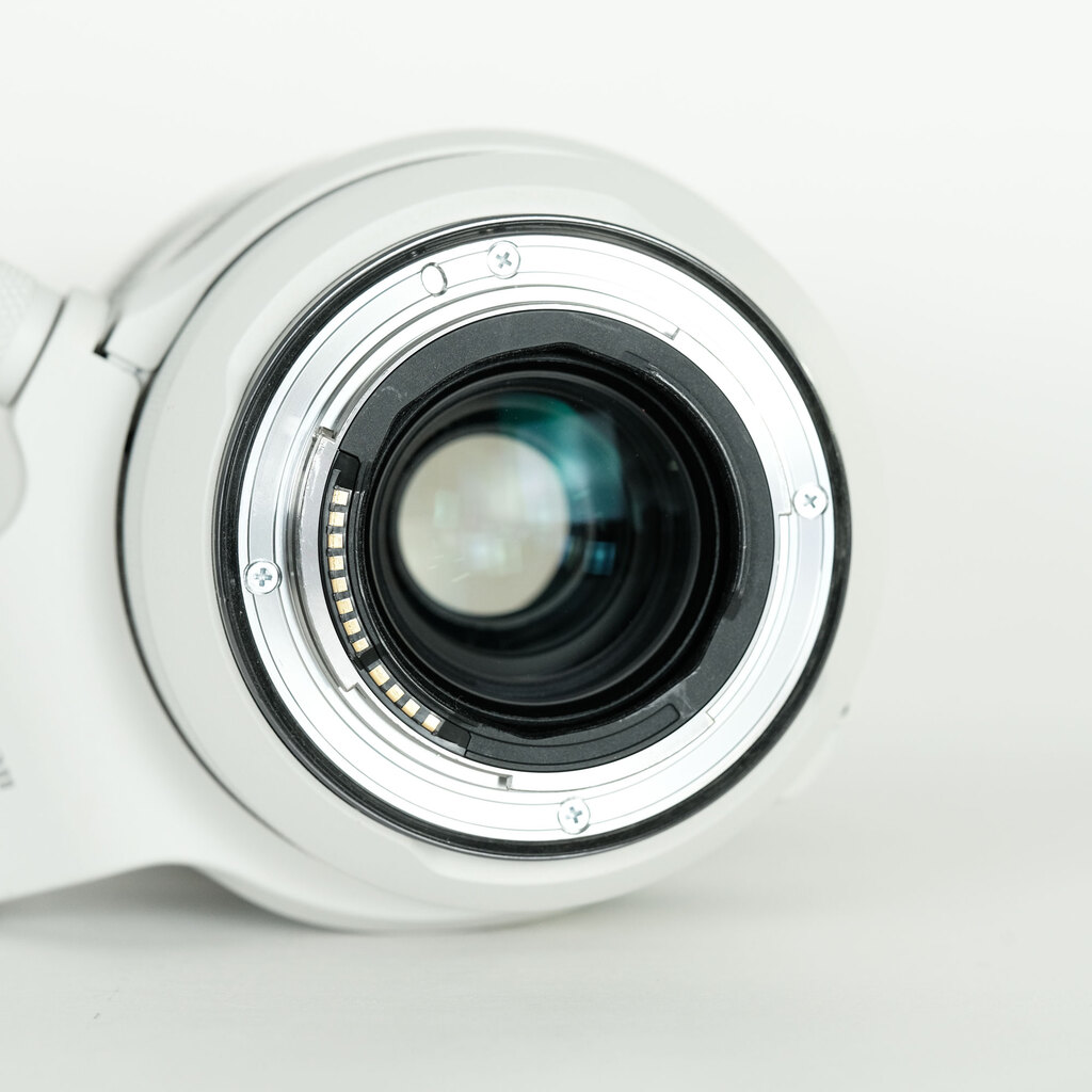 Canon RF70-200mm F2.8 L IS USM Canon RF70-200mm F2.8 L IS USM