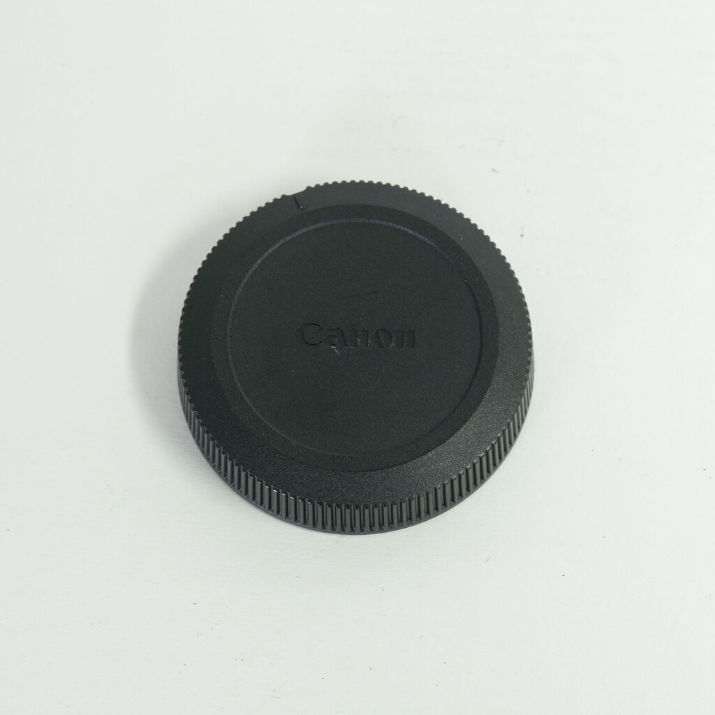 Canon RF35mm F1.8 MACRO IS STM