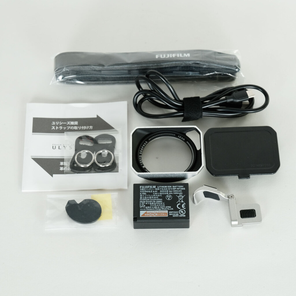 FUJIFILM X100V シルバー