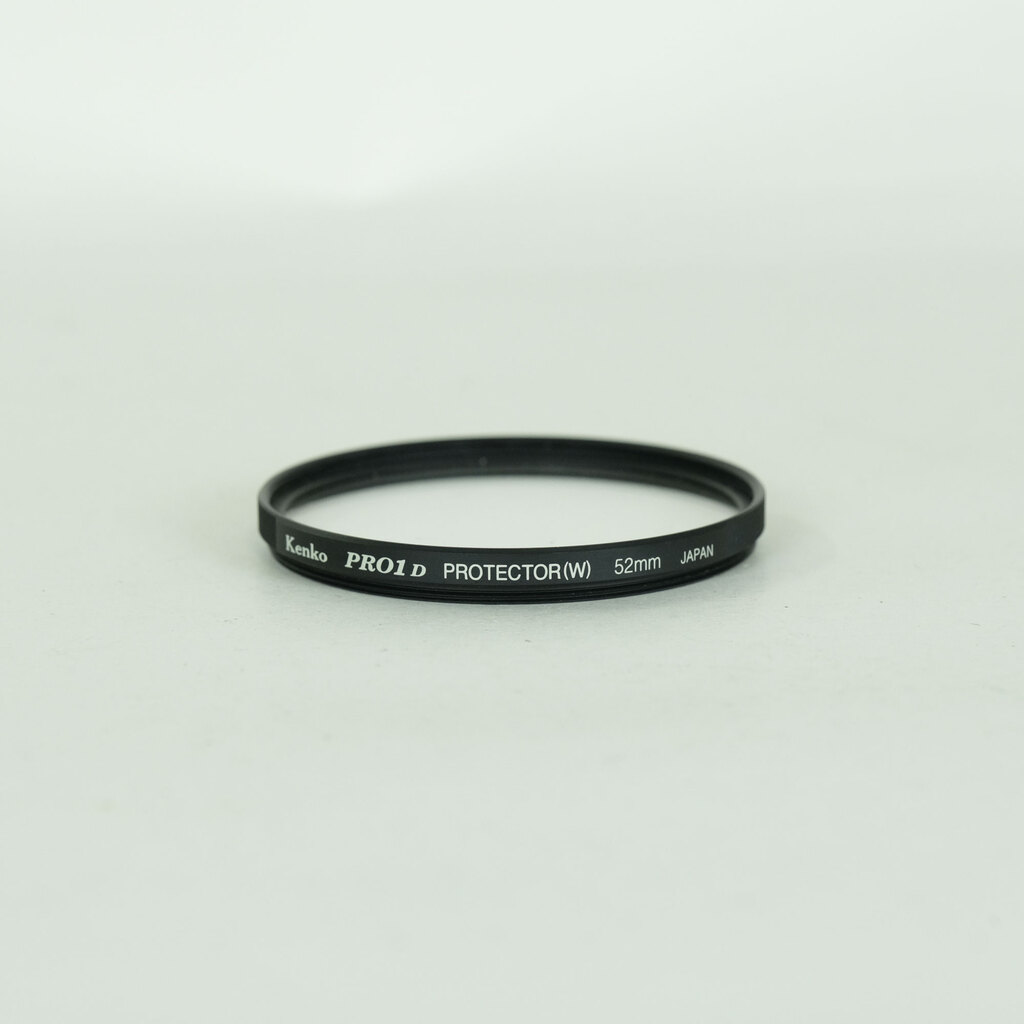 Nikon AF-S DX VR Zoom-Nikkor 55-200mm F4-5.6G IF-ED Nikon AF-S DX VR Zoom-Nikkor 55-200mm F4-5.6G IF-ED