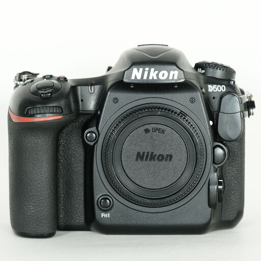 Nikon D500