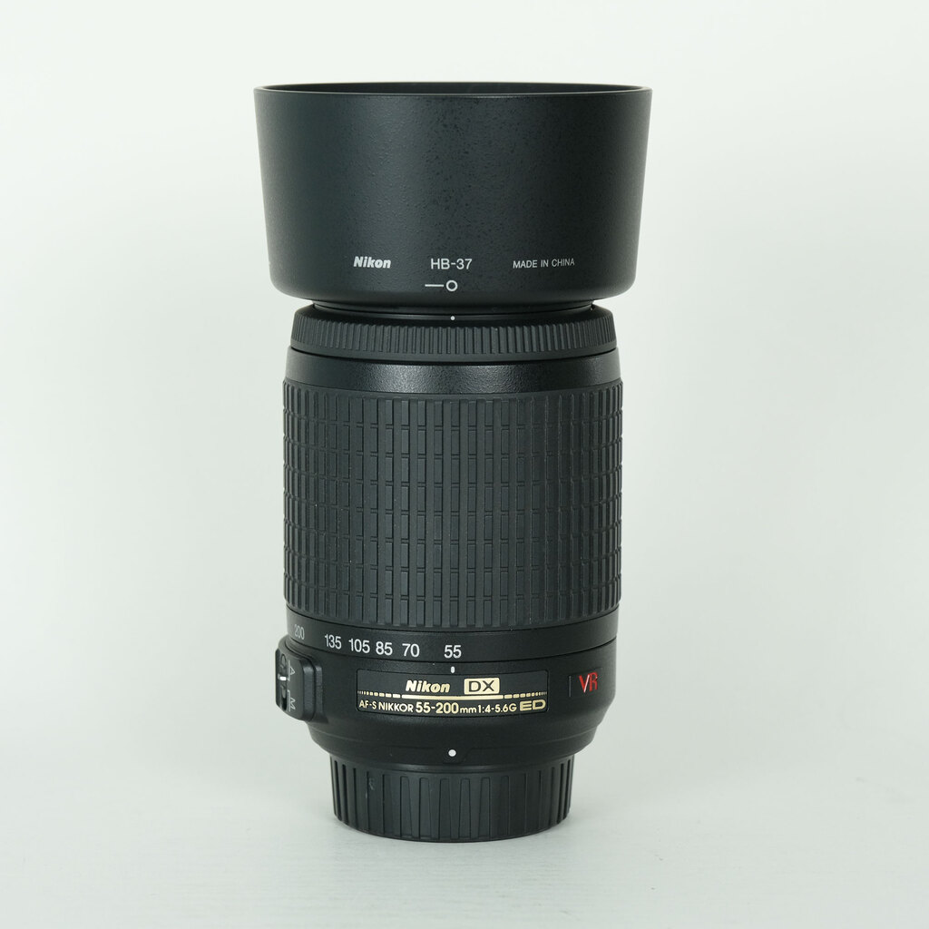 Nikon AF-S DX VR Zoom-Nikkor 55-200mm F4-5.6G IF-ED