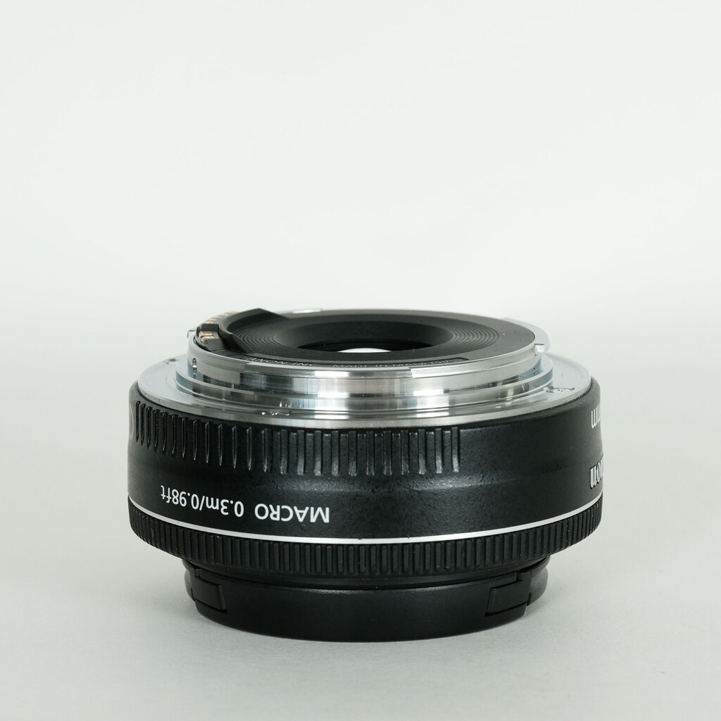Canon EF40mm F2.8 STM