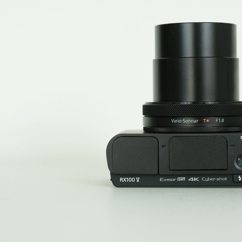 SONY Cyber-shot DSC-RX100M5A SONY Cyber-shot DSC-RX100M5A