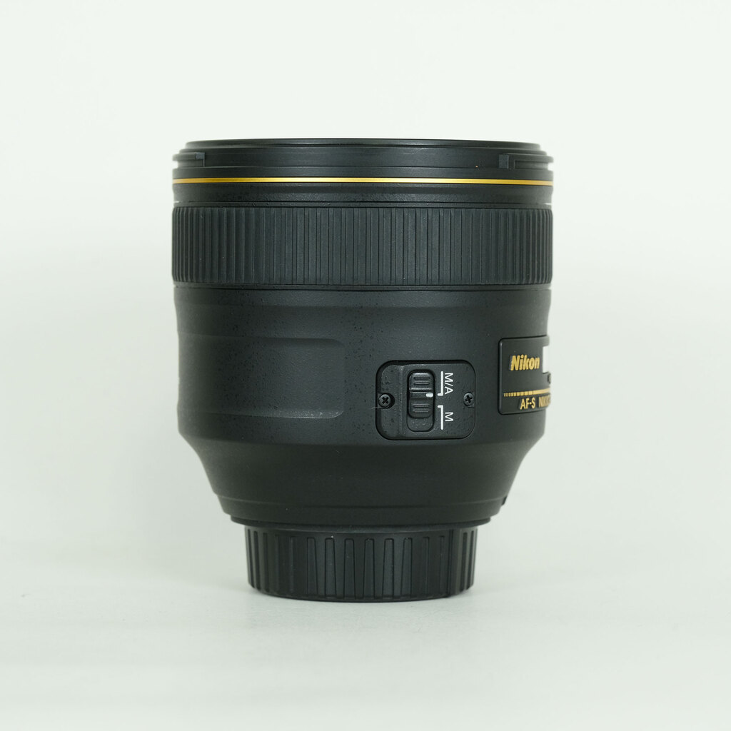 Nikon AF-S NIKKOR 85mm f/1.4G Nikon AF-S NIKKOR 85mm f/1.4G