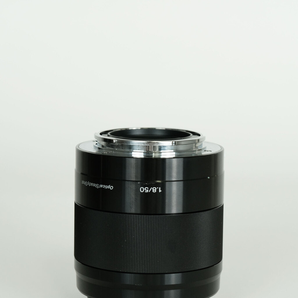 SONY E 50mm F1.8 OSS SEL50F18
