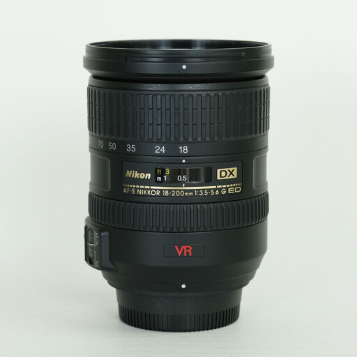Nikon AF-S DX VR Zoom-Nikkor 18-200mm F3.5-5.6G IF-ED