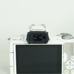 Canon EOS Kiss M