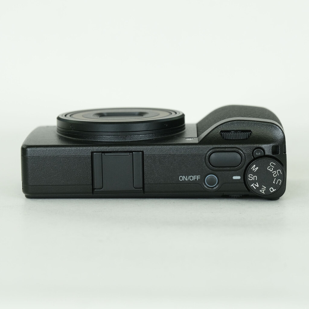 RICOH GR IV RICOH GR IV