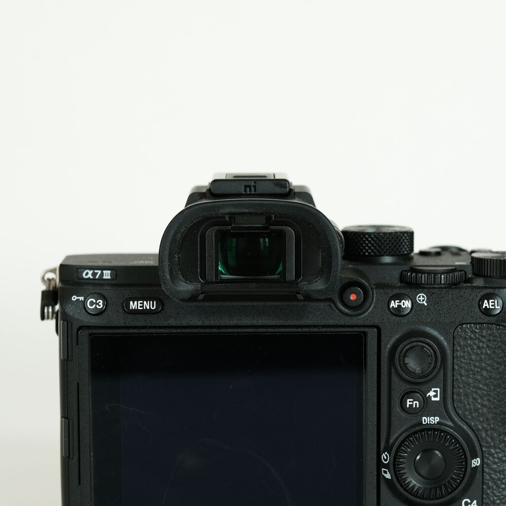 SONY α7 III（ILCE-7M3）