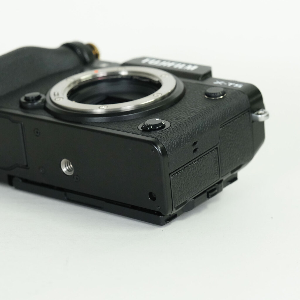 FUJIFILM X-T5 FUJIFILM X-T5