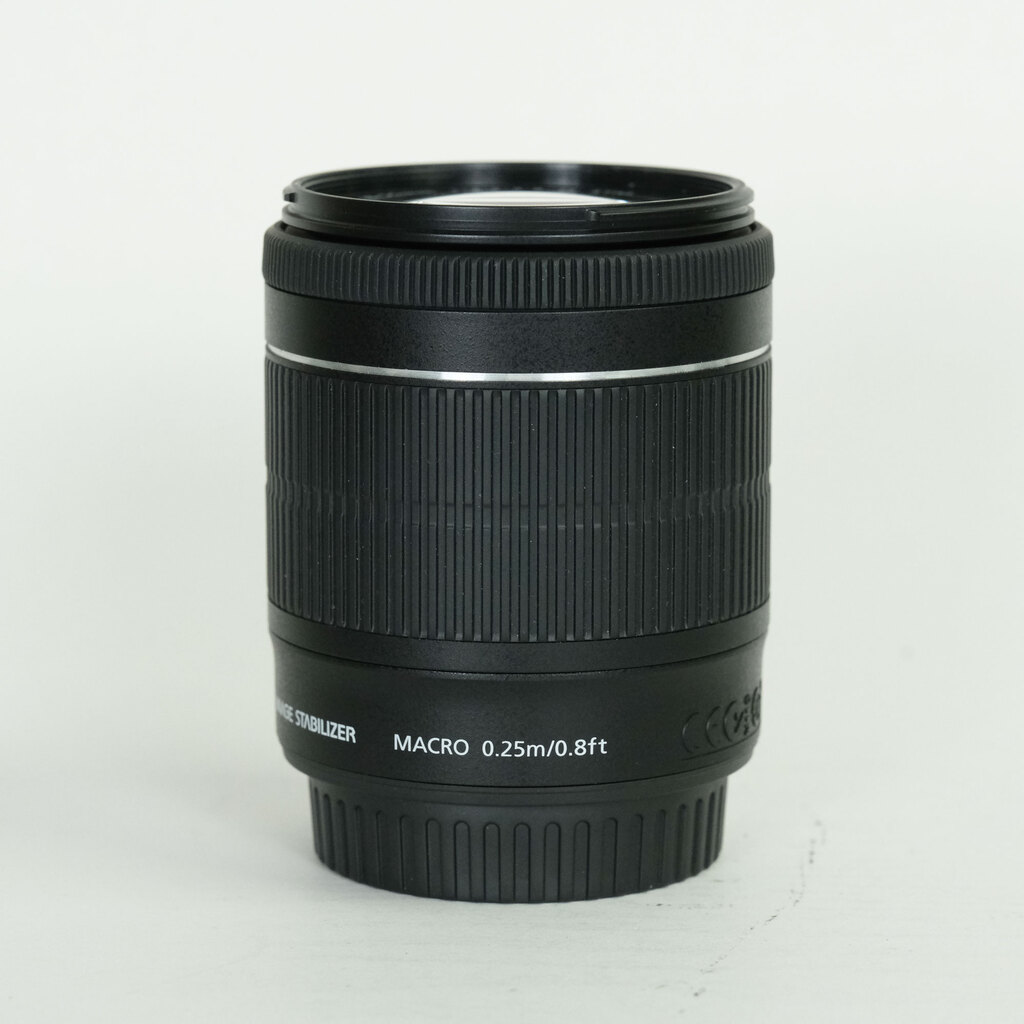 Canon EF-S18-55mm F3.5-5.6 IS STM