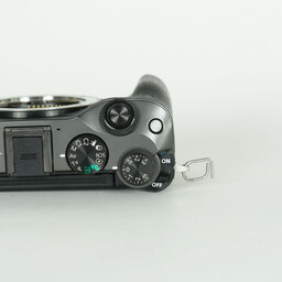 Canon EOS M6 Canon EOS M6