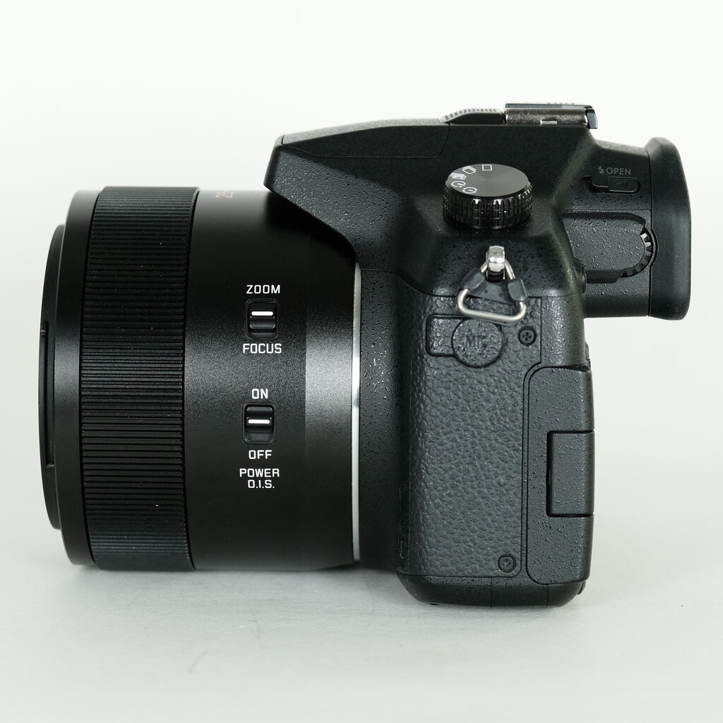 Panasonic LUMIX DMC-FZ1000の出品 | ONE SCENE（ワンシーン）