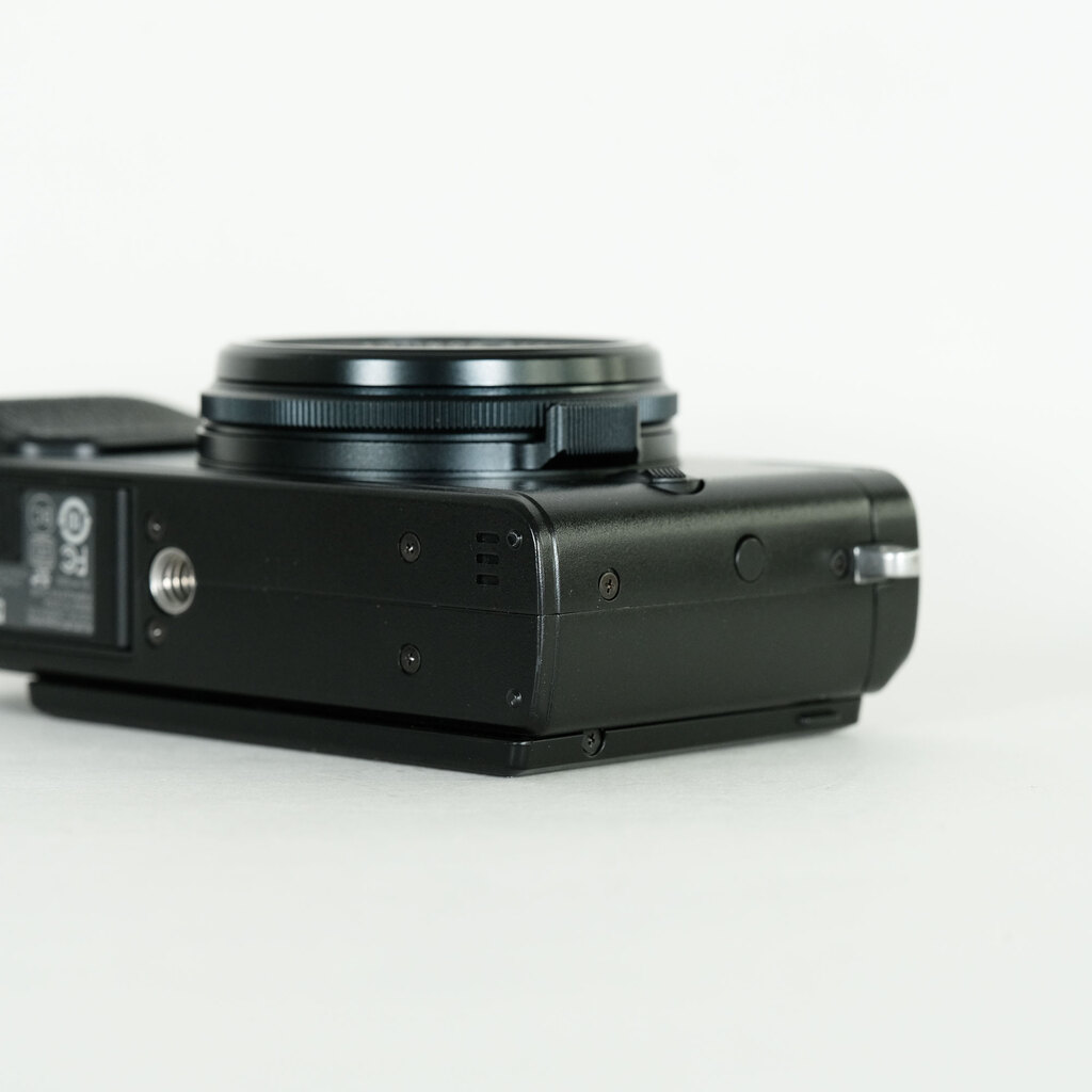 FUJIFILM X70 ブラック