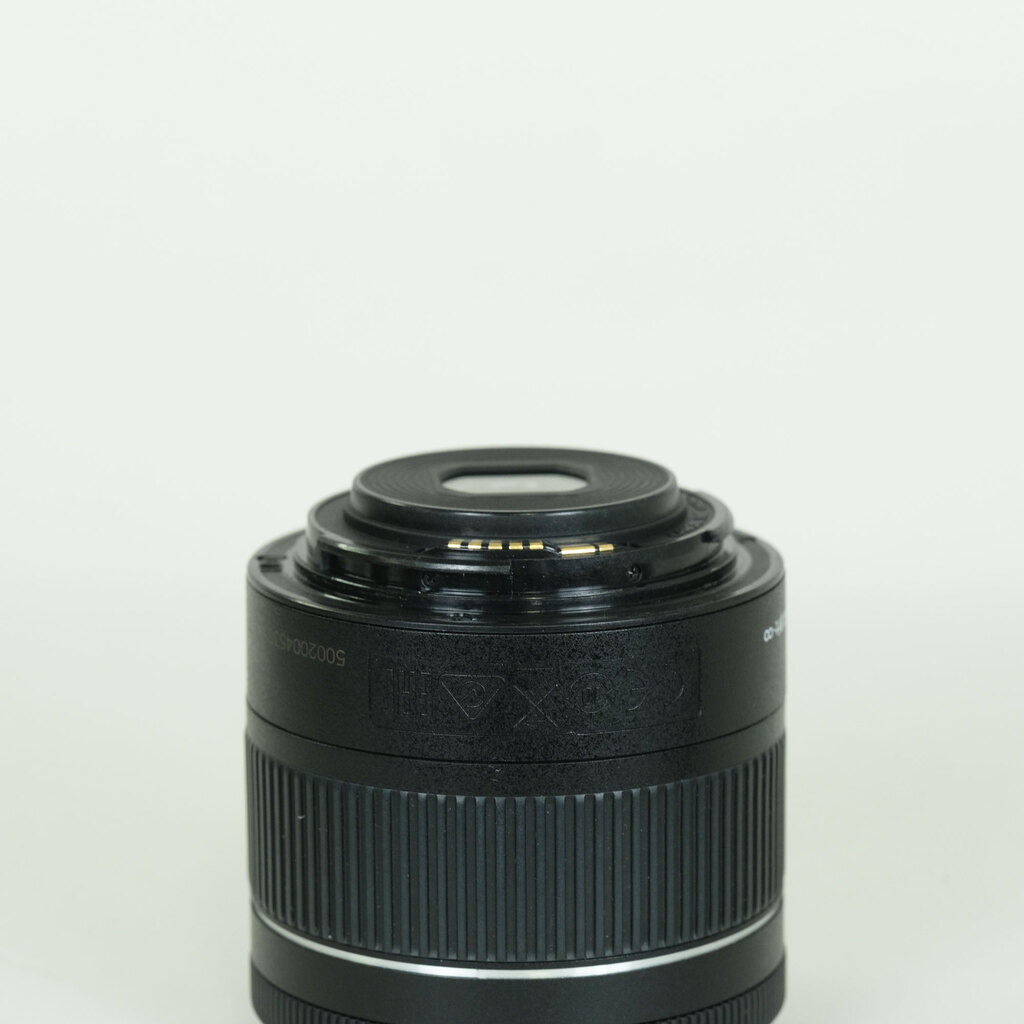 Canon EF-S18-55mm F4-5.6 IS STM