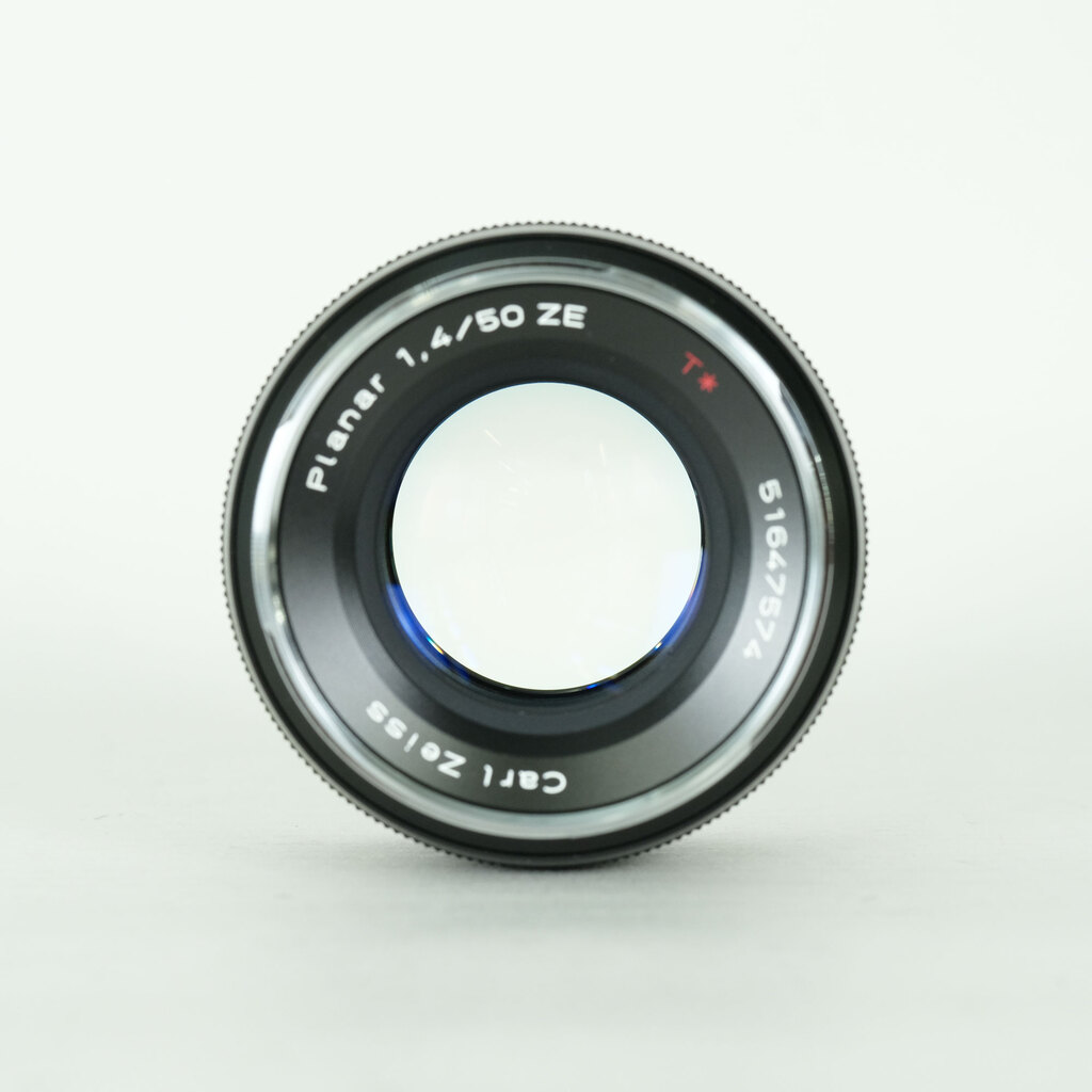 Carl Zeiss Planar T* 50mm F1.4 ZE [キヤノンEF用]の出品 | ONE SCENE