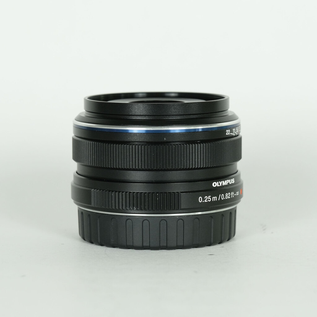 OLYMPUS M.ZUIKO DIGITAL 17mm F1.8