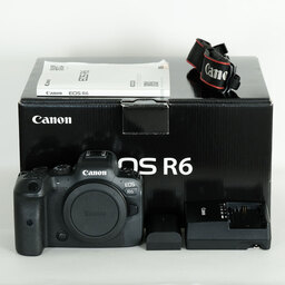 Canon EOS R6