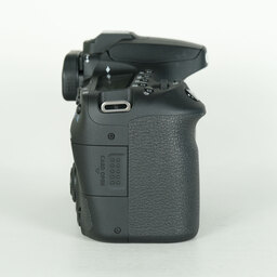 Canon EOS 90D