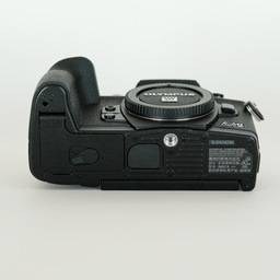 OLYMPUS OM-D E-M1 Mark III