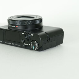 SONY Cyber-shot DSC-RX100M7