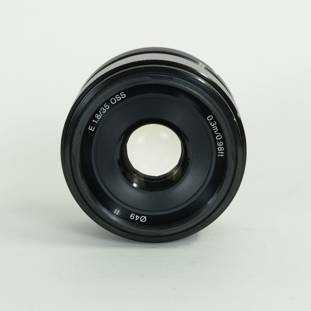 SONY E 35mm F1.8 OSS SEL35F18 SONY E 35mm F1.8 OSS SEL35F18