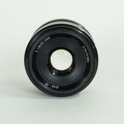 SONY E 35mm F1.8 OSS SEL35F18 SONY E 35mm F1.8 OSS SEL35F18
