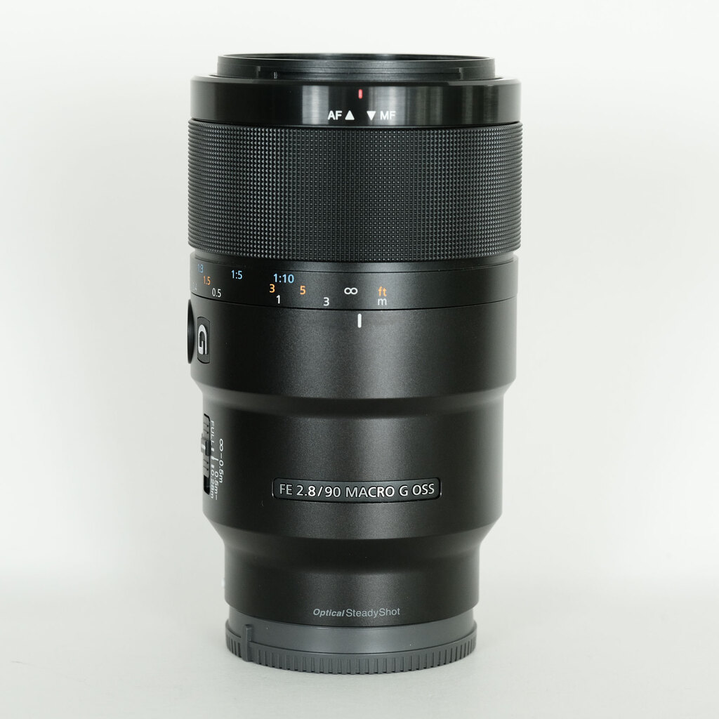 SONY FE 90mm F2.8 Macro G OSS SEL90M28G