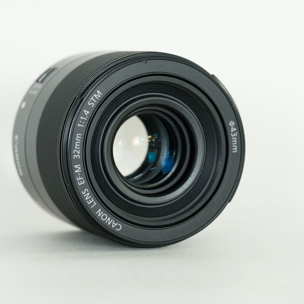 Canon EF-M32mm F1.4 STM
