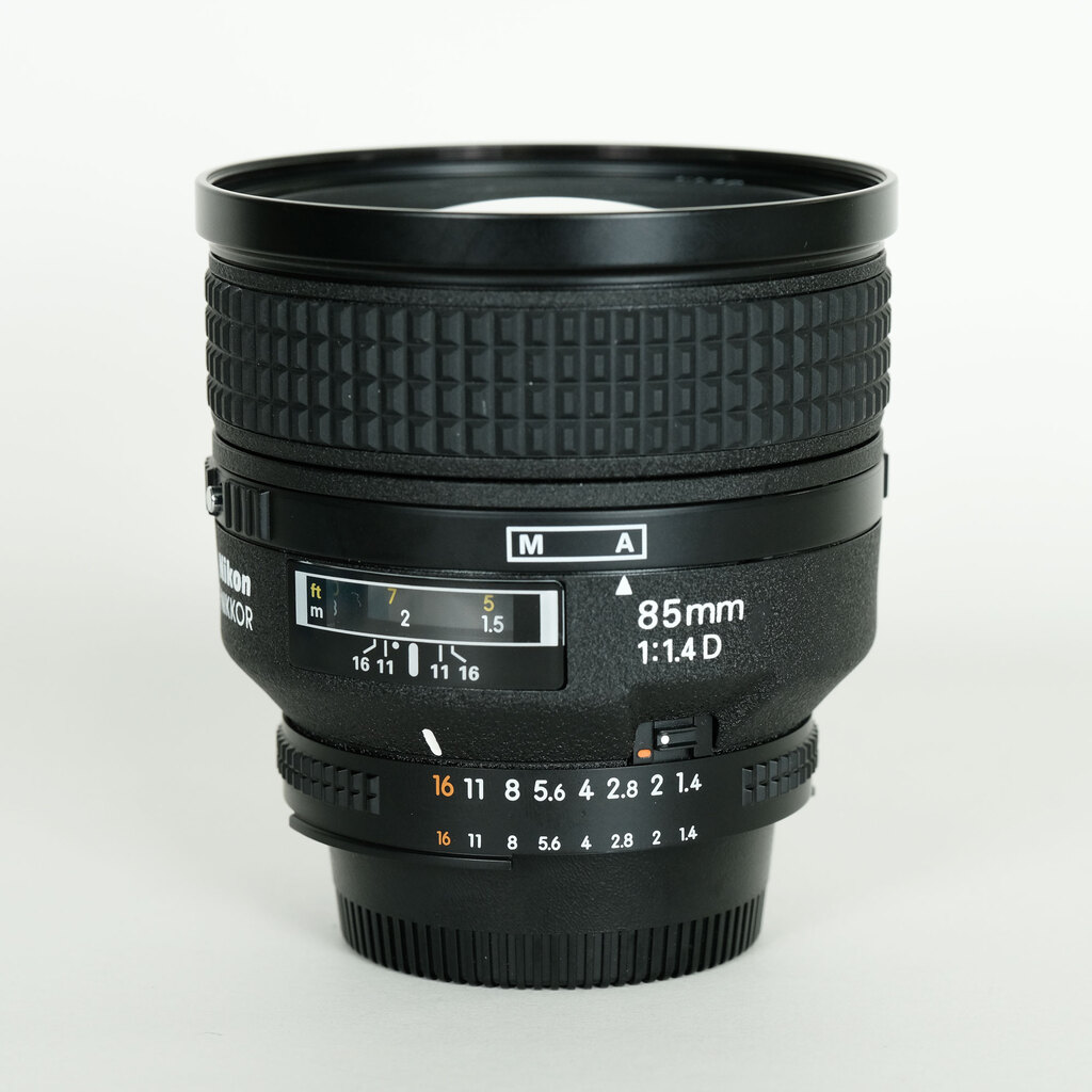 ★外観美品★ AF Nikkor 85mm F1.4D ★動作OK★ Nikon Ai AF Nikkor 85mm F1.4D IFの出品 | ONE SCENE（ワンシーン）