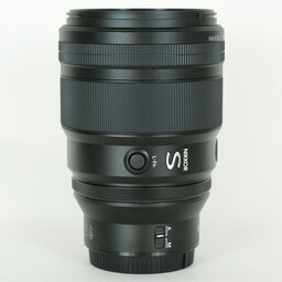 Nikon NIKKOR Z 135mm f/1.8 S Plena